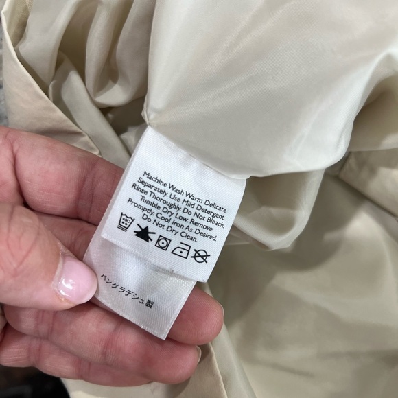 Eddie Bauer Beige Hooded Jacket - Picture 6 of 6